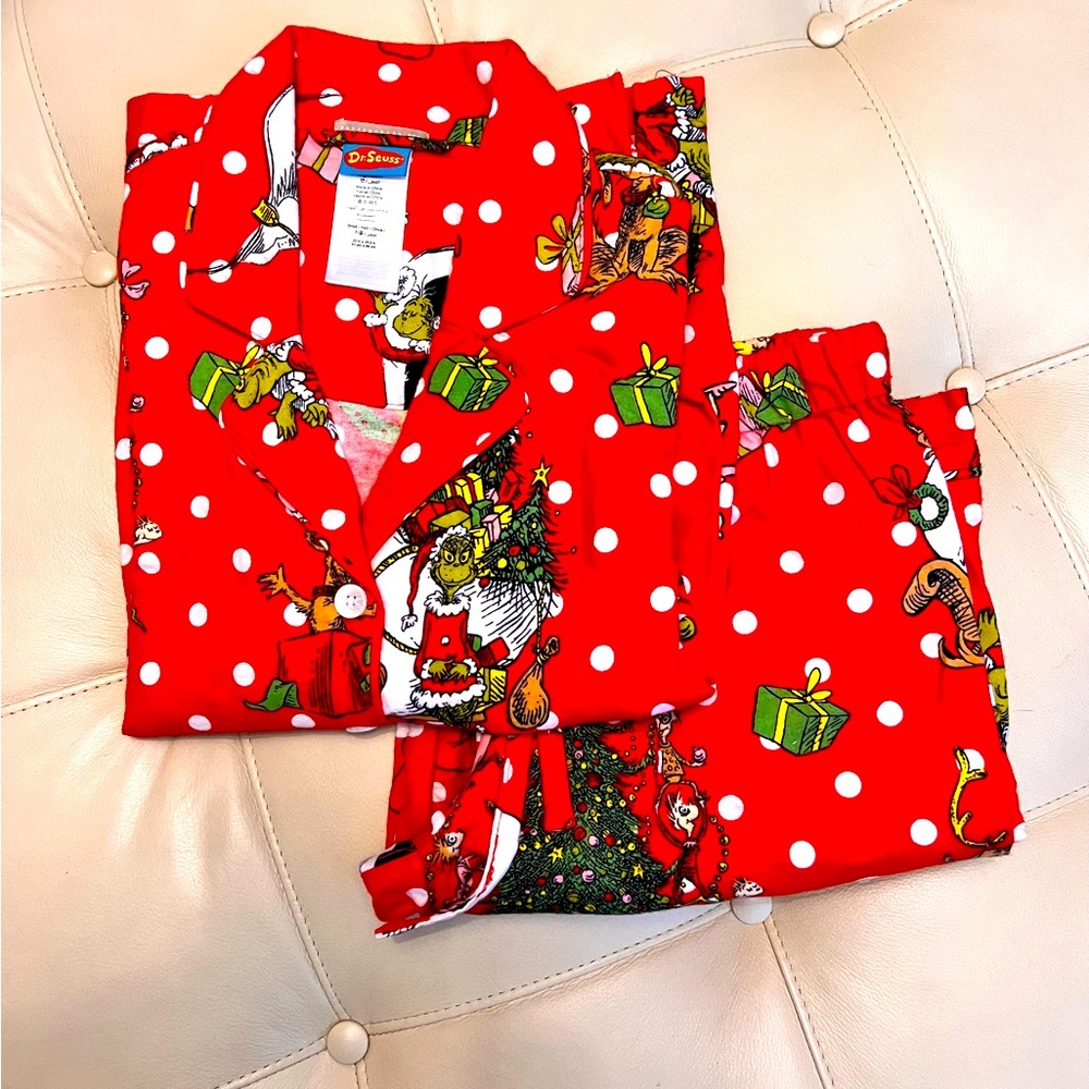 Pottery, Barn teen, Dr Seus the Grinch flannel pajama set brand new without tags
